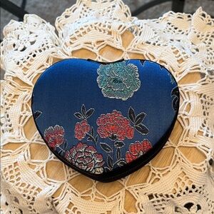Floral Heart-Shaped Blue Jewelry Case